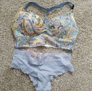 Victoria's secret uplift bra set